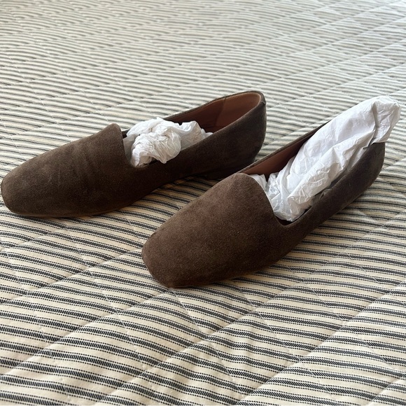 Like New. Aquatalia “Reanna”  suede slipper flat - Picture 3 of 7